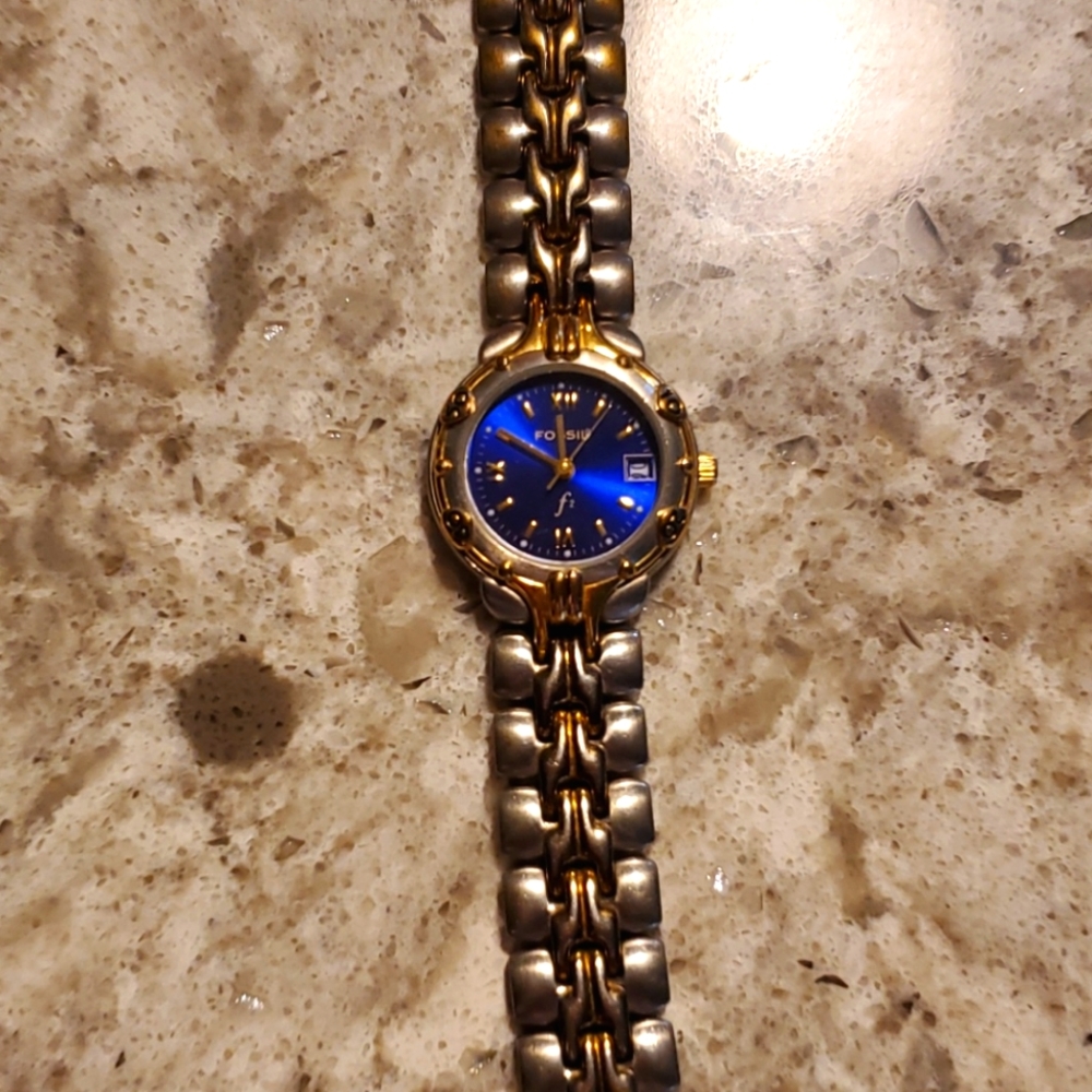 Womens fossil f2 watch